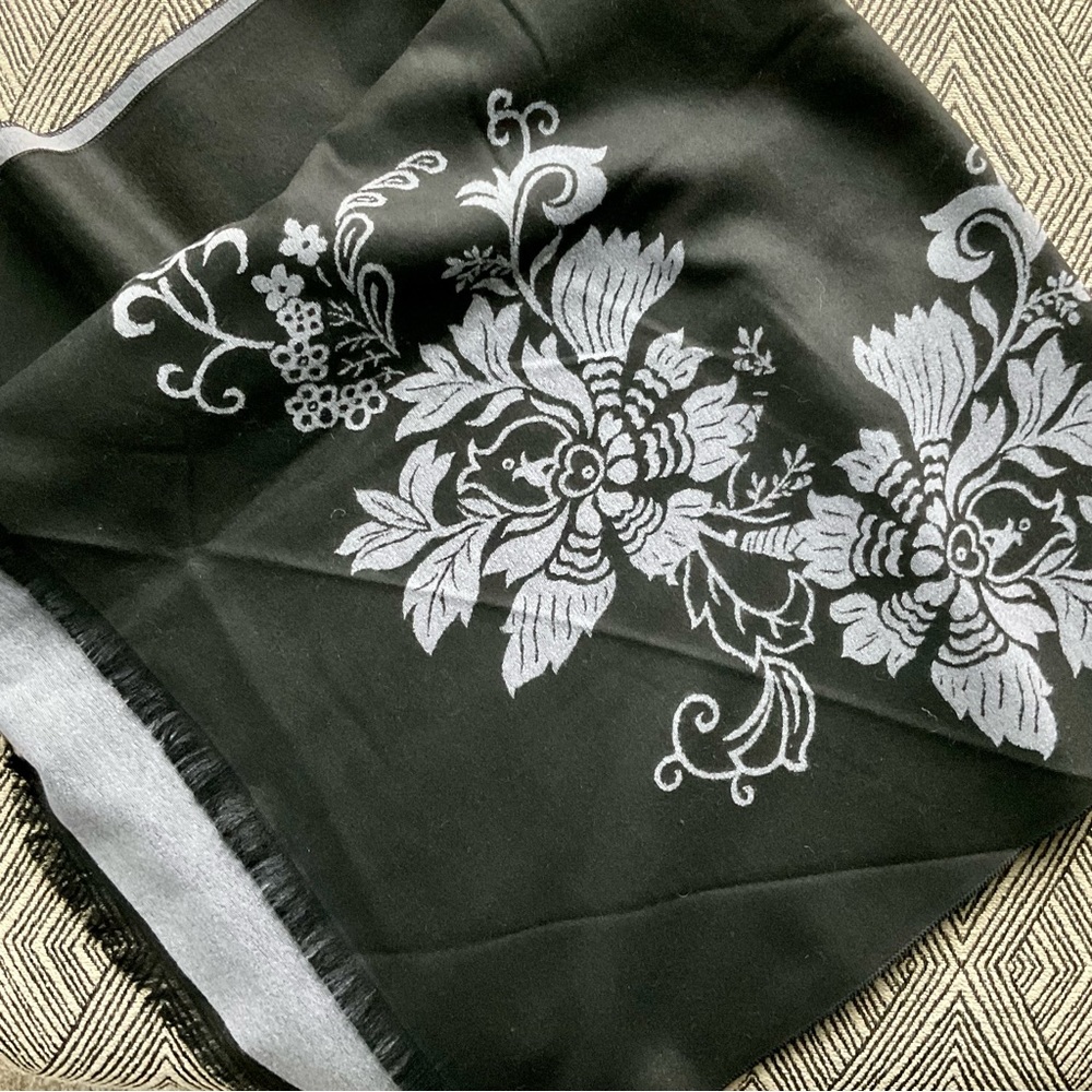 Reversible floral gray black shawl wrap scarf